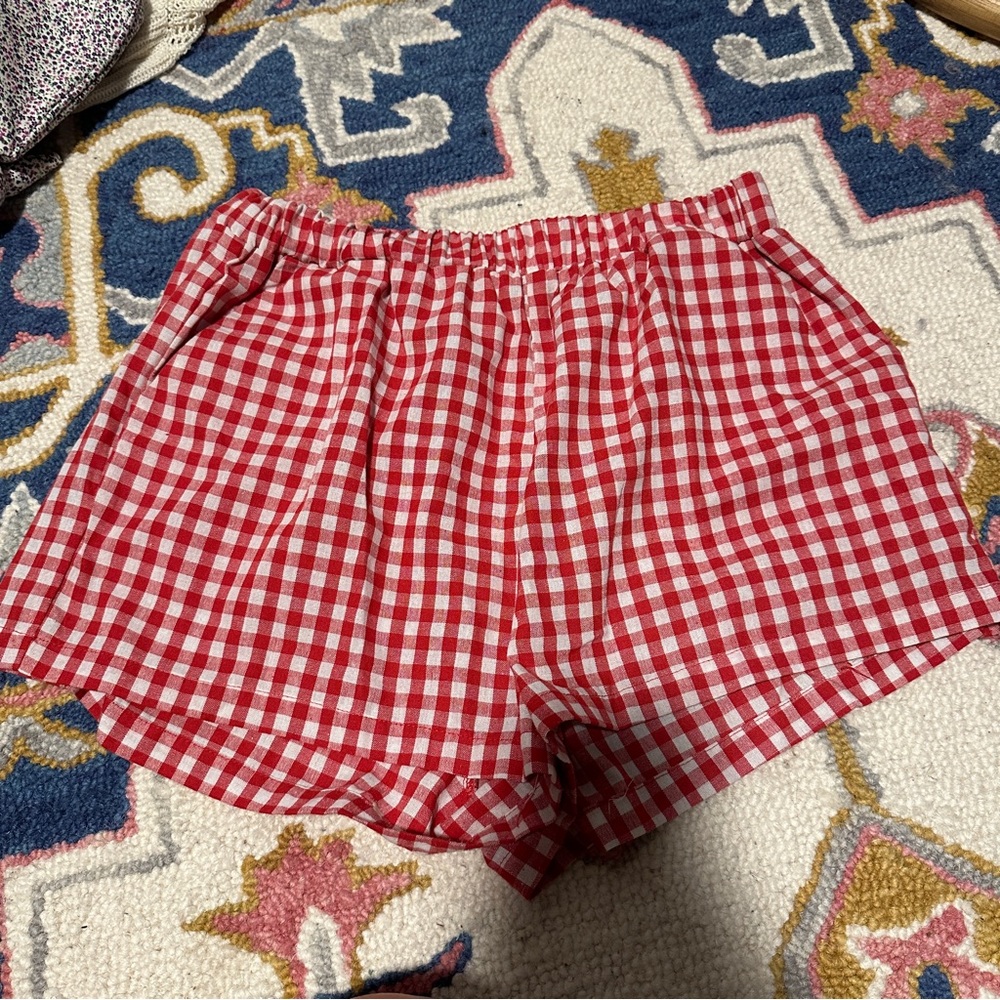 MUST BUNDLE W/ 3 ITEMS